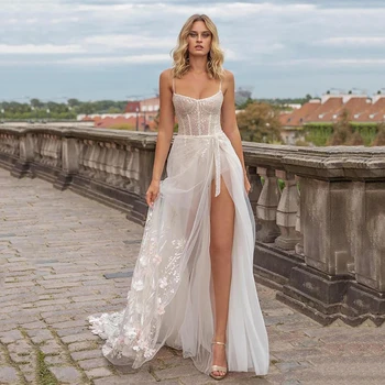 Jednostavne elegantne vjenčanice s visokim prorezom za žene 2023, čipkan vjenčanicu bez naramenica s vlakom za žene, сшитое skrojen